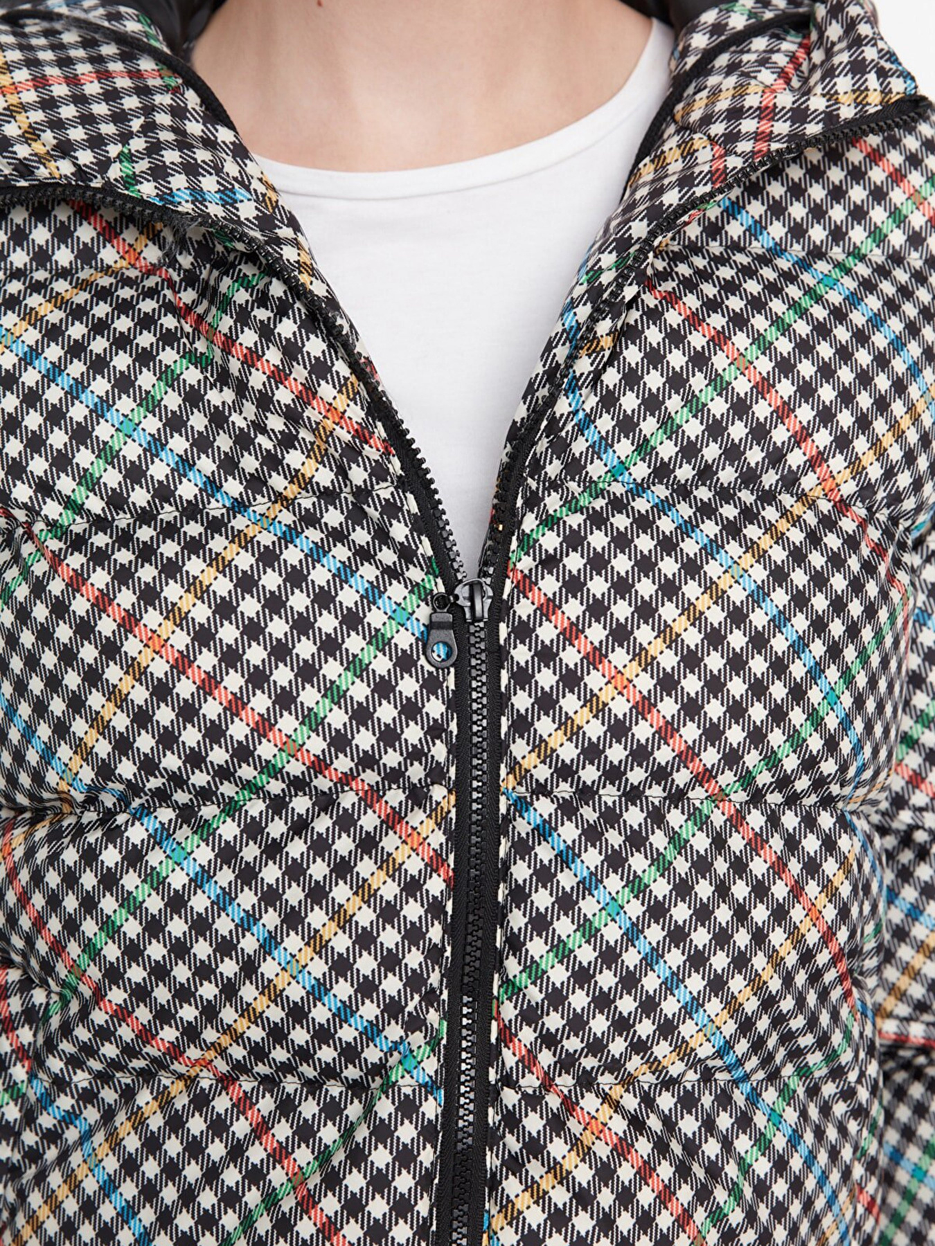 Демісезонна куртка Trendyol модель TWOAW23MO00322/Cok Renkli Фото