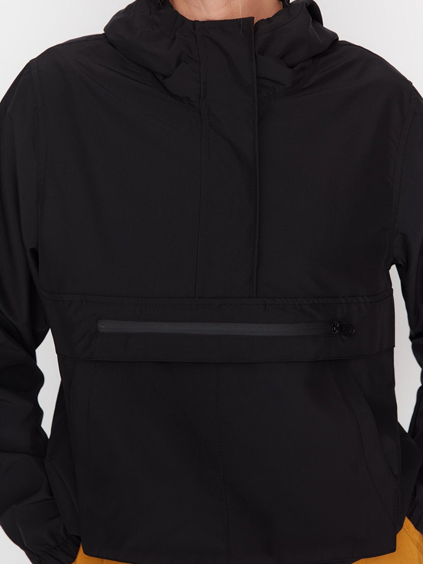 Анорак Trendyol модель TWOAW23MO00341/Siyah Фото