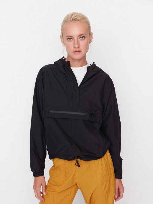 Анорак Trendyol модель TWOAW23MO00341/Siyah Фото