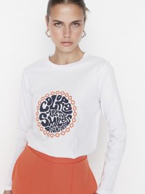 Лонгслив Trendyol модель TWOAW23TS00021/Beyaz Фото