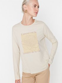 Лонгслів Trendyol модель TWOAW23TS00042/Bej Фото