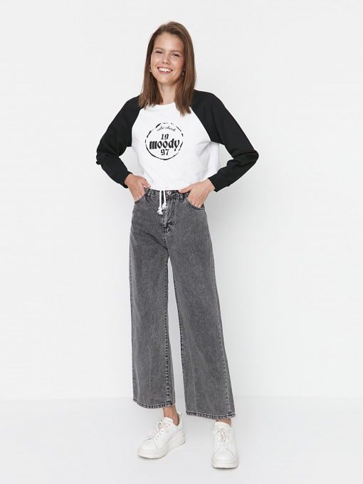 Широкие джинсы Trendyol модель TCTAW23JE00069/Gri Фото