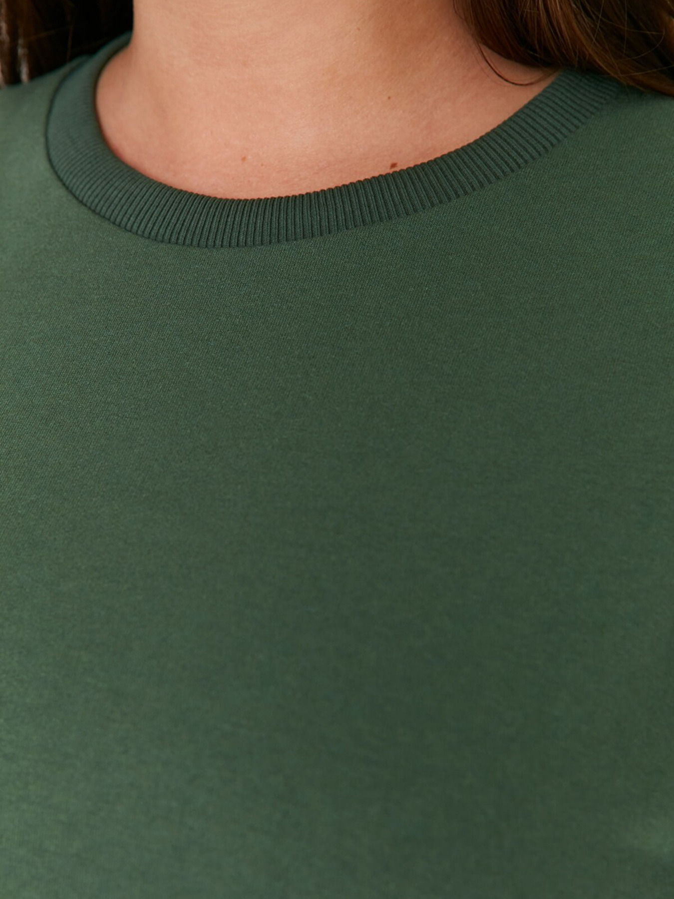 Свитшот Trendyol модель TBBAW23AO00036/Zumrut Yesili Фото