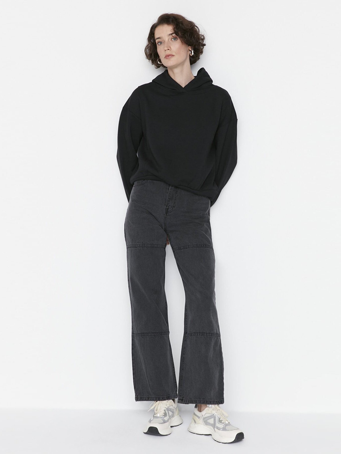 Прямые джинсы Trendyol модель TCTAW23JE00063/Antrasit Фото