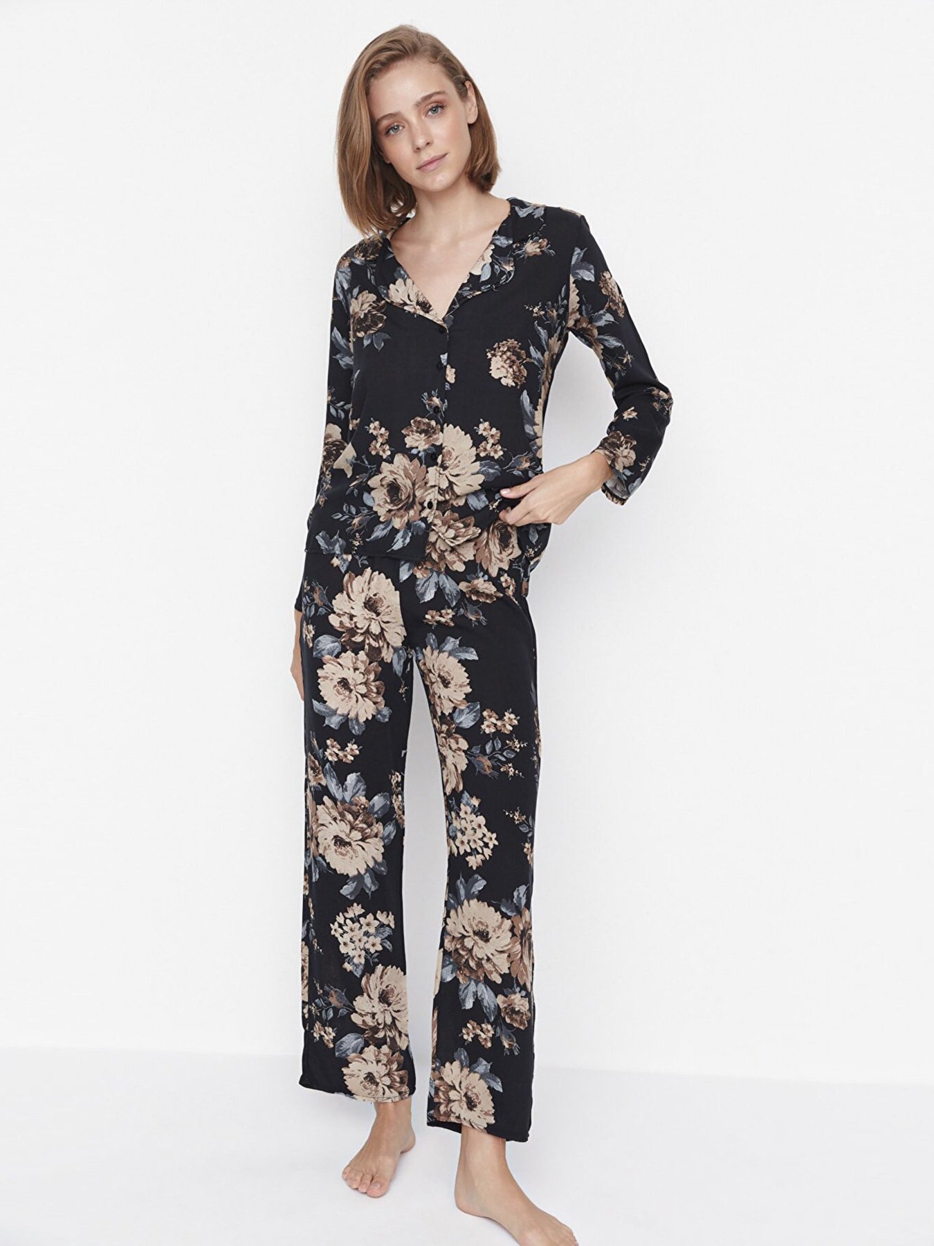 Пижама Trendyol модель THMAW23AU00122/Cok Renkli Пижама Trendyol модель THMAW23AU00122/Cok Renkli Фото