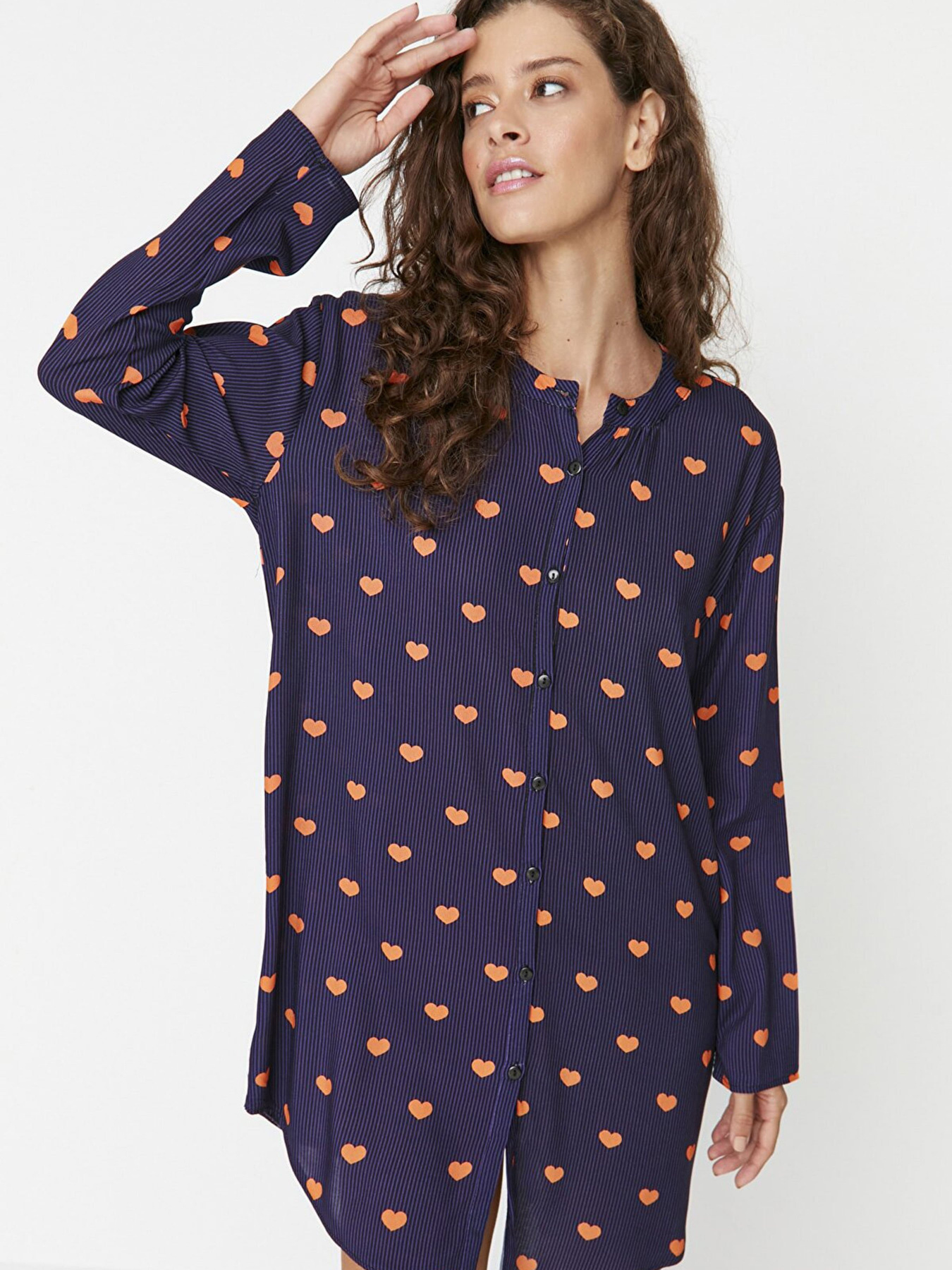 Нічна сорочка Trendyol модель THMAW23GC00021/Lacivert Фото