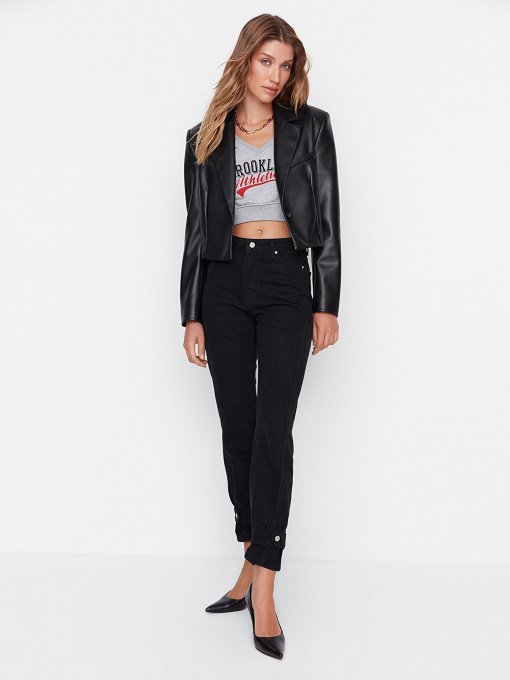 Зауженные джинсы Trendyol модель TWOAW23JE00025/Siyah Фото