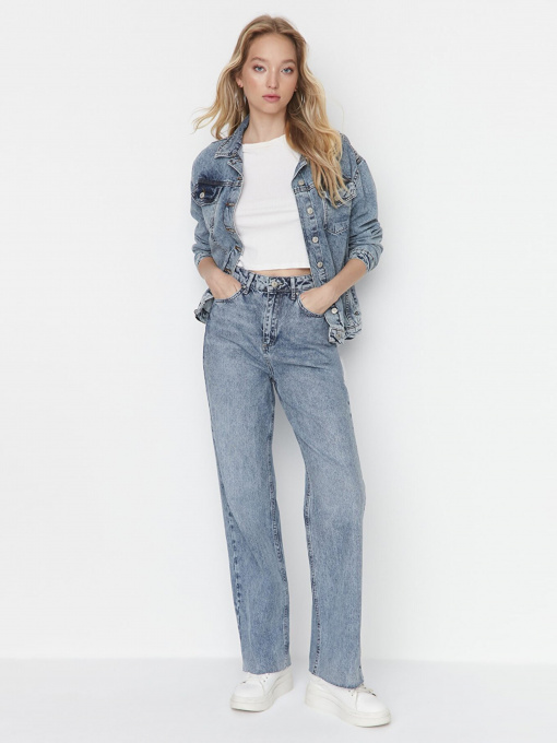 Прямі джинси Trendyol модель TWOAW23JE00083/Acik Mavi Фото