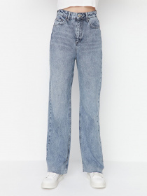 Прямі джинси Trendyol модель TWOAW23JE00083/Acik Mavi Фото