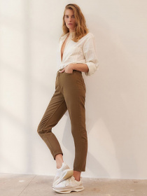 Джинсы мом Trendyol модель TWOAW23JE00389/Yesil Фото