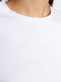 Футболка Trendyol модель TWOSS23TS00000/Beyaz Фото