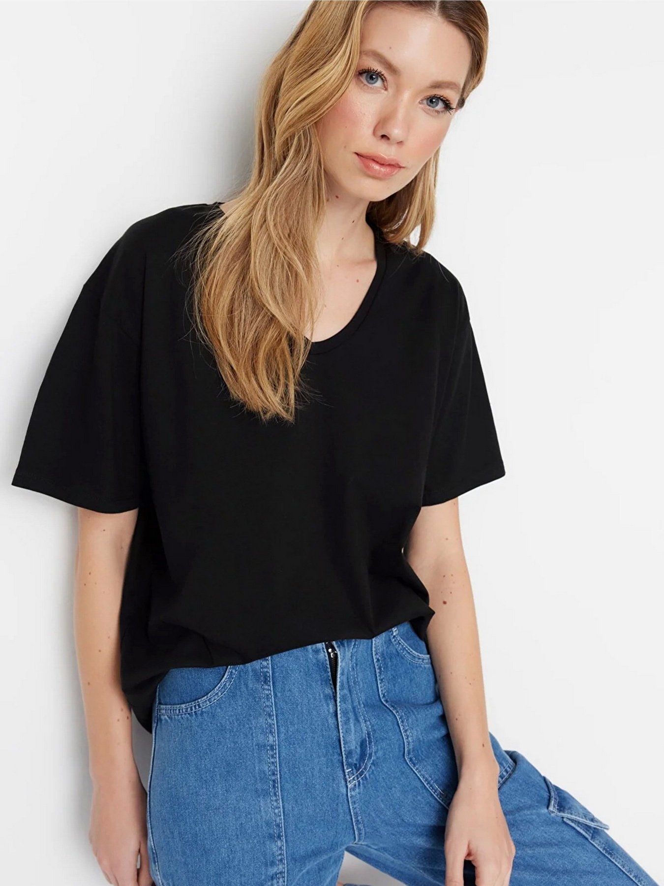 Футболка Trendyol модель TWOSS23TS00003/Siyah Фото