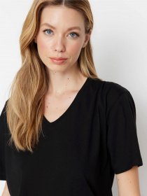 Футболка Trendyol модель TWOSS23TS00003/Siyah Фото