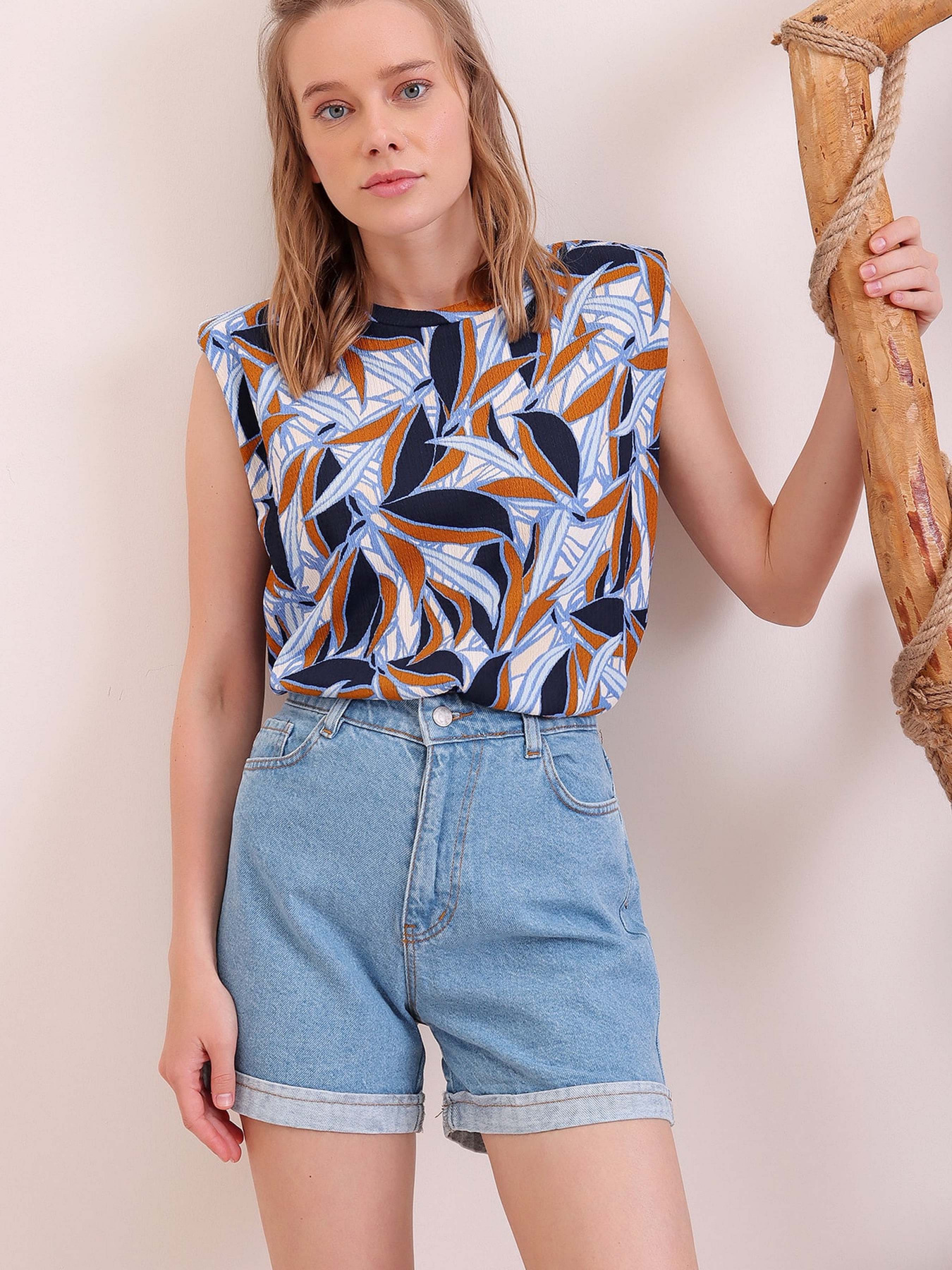 Джинсовые шорты Trend Alacati Stili модель ALC-X5938/Acik Mavi Фото