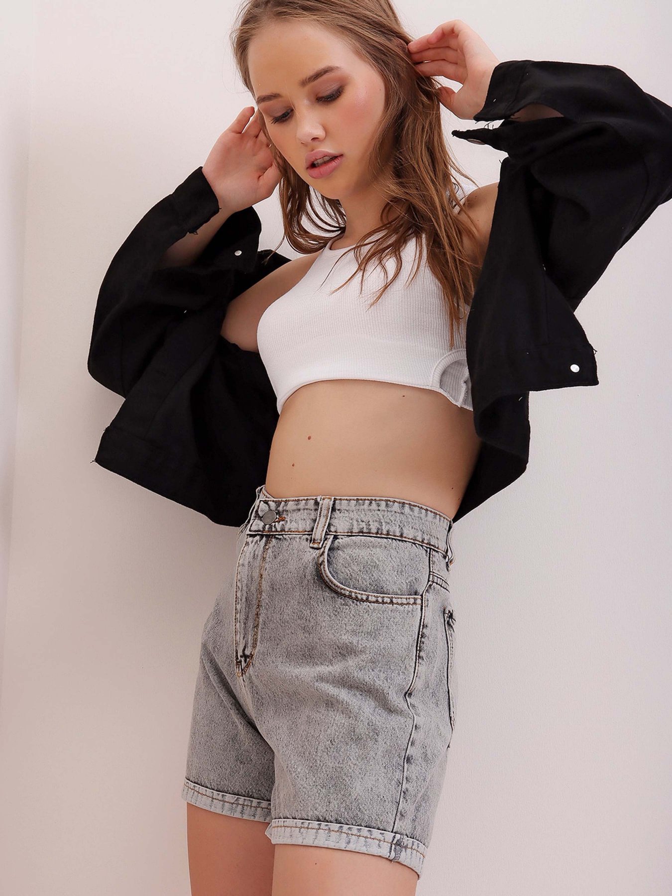 Шорты джинсовые Trend Alacati Stili модель ALC-X5938/Gri Фото