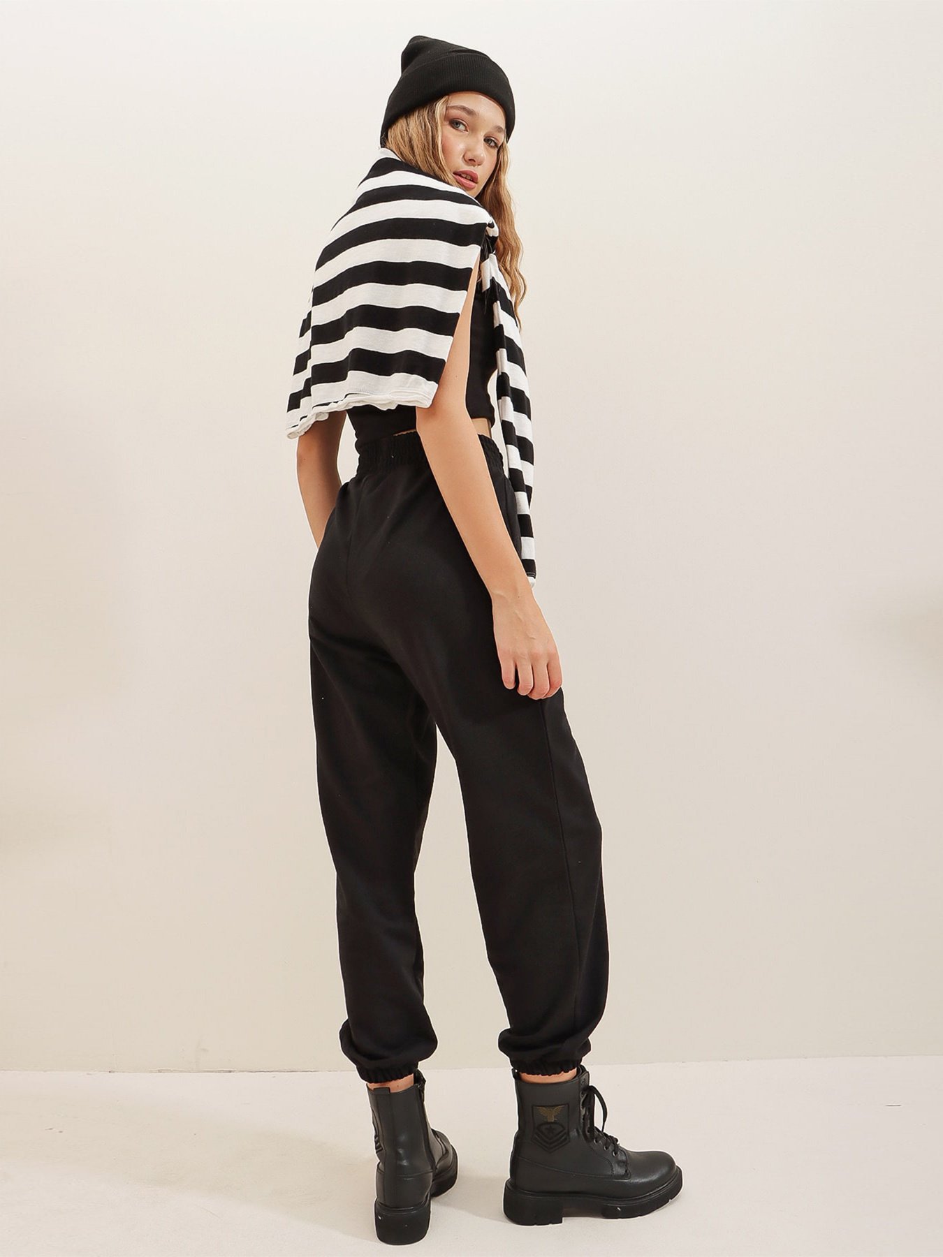 Джоггеры Trend Alacati Stili модель MDA-1319/Siyah Фото