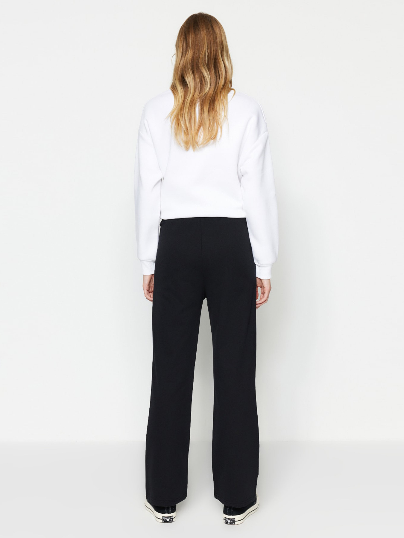 Спортивні штани Trendyol модель TCTSS23EI00002/Siyah Спортивні штани Trendyol модель TCTSS23EI00002/Siyah Фото