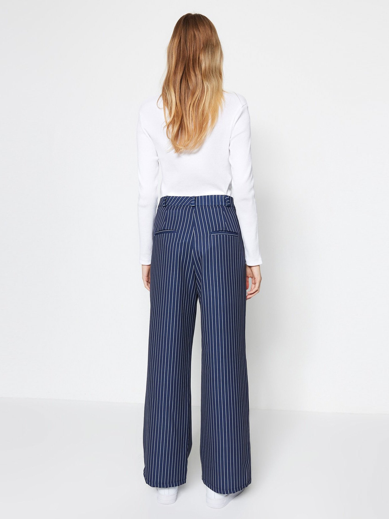 Брюки повседневные Trendyol модель TCTSS23TP00022/Lacivert Фото