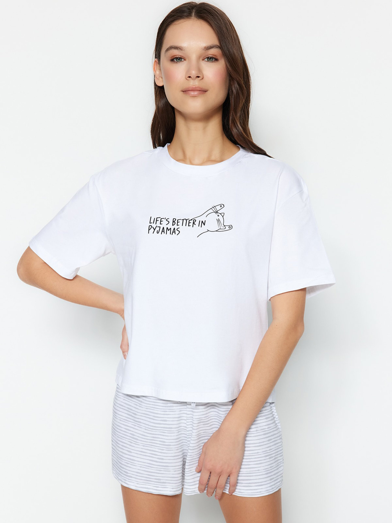Пижама Trendyol модель THMSS23PT00228/Beyaz Фото