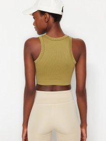 Топ спортивный Trendyol модель THMSS23SS00005/Acik Haki Фото