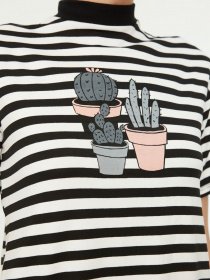 Футболка Trendyol модель TWOSS21TS3616/Beyaz Фото