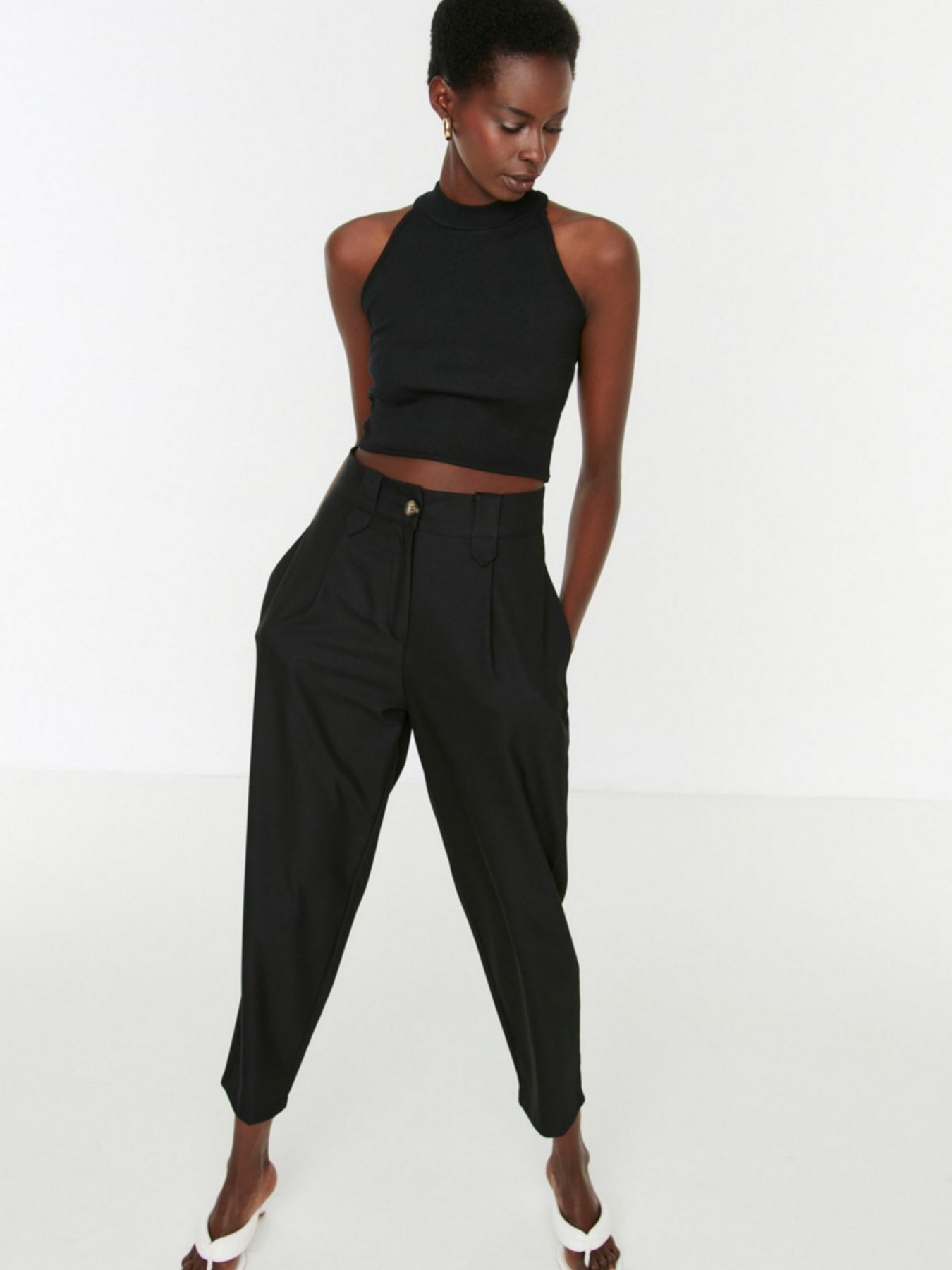 Топ Trendyol модель TWOSS22BZ0529/Siyah Фото