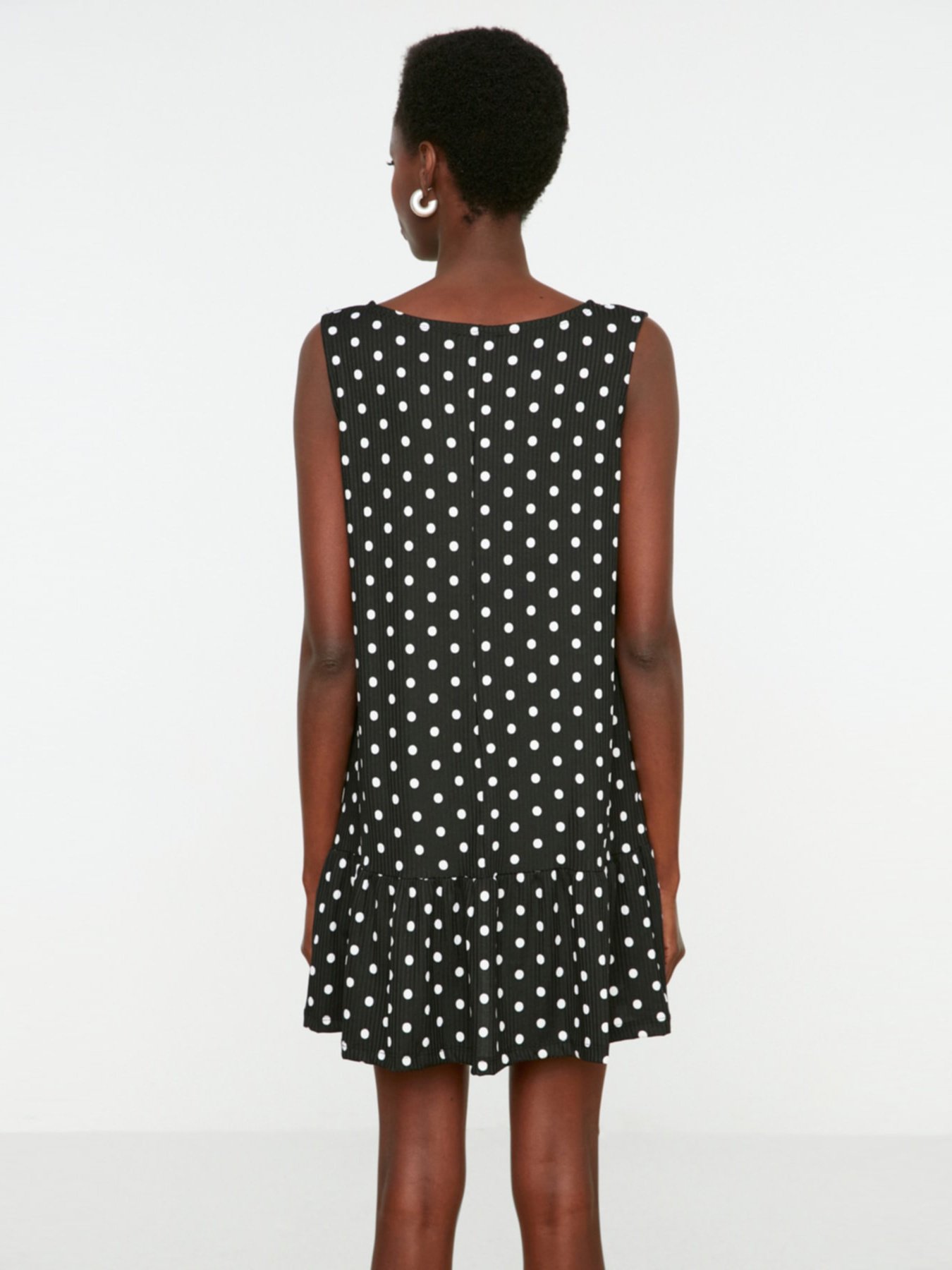 Сукня міні Trendyol модель TWOSS22EL0794/Siyah Фото