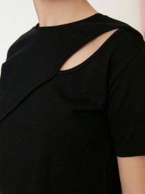 Футболка Trendyol модель TWOSS22TS1022/Siyah Фото