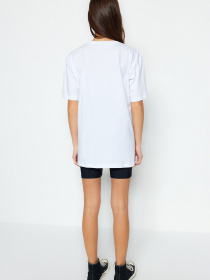 Футболка Trendyol модель TWOSS22TS1125/Beyaz Фото