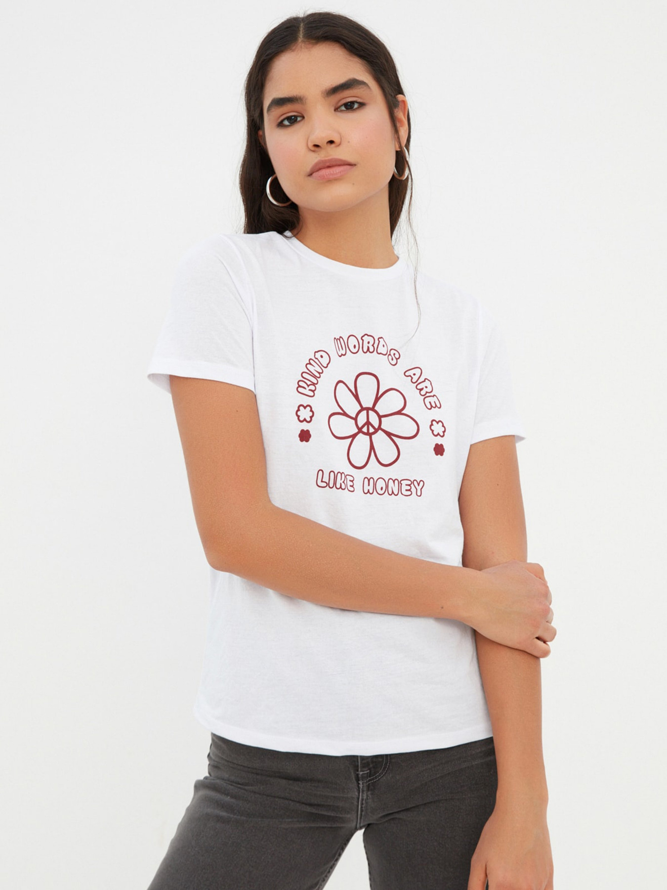 Футболка Trendyol модель TWOSS22TS2031/Beyaz Фото