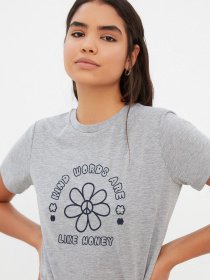 Футболка Trendyol модель TWOSS22TS2031/Gri Фото