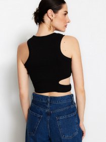 Топ Trendyol модель TWOSS23AL00062/Siyah Фото