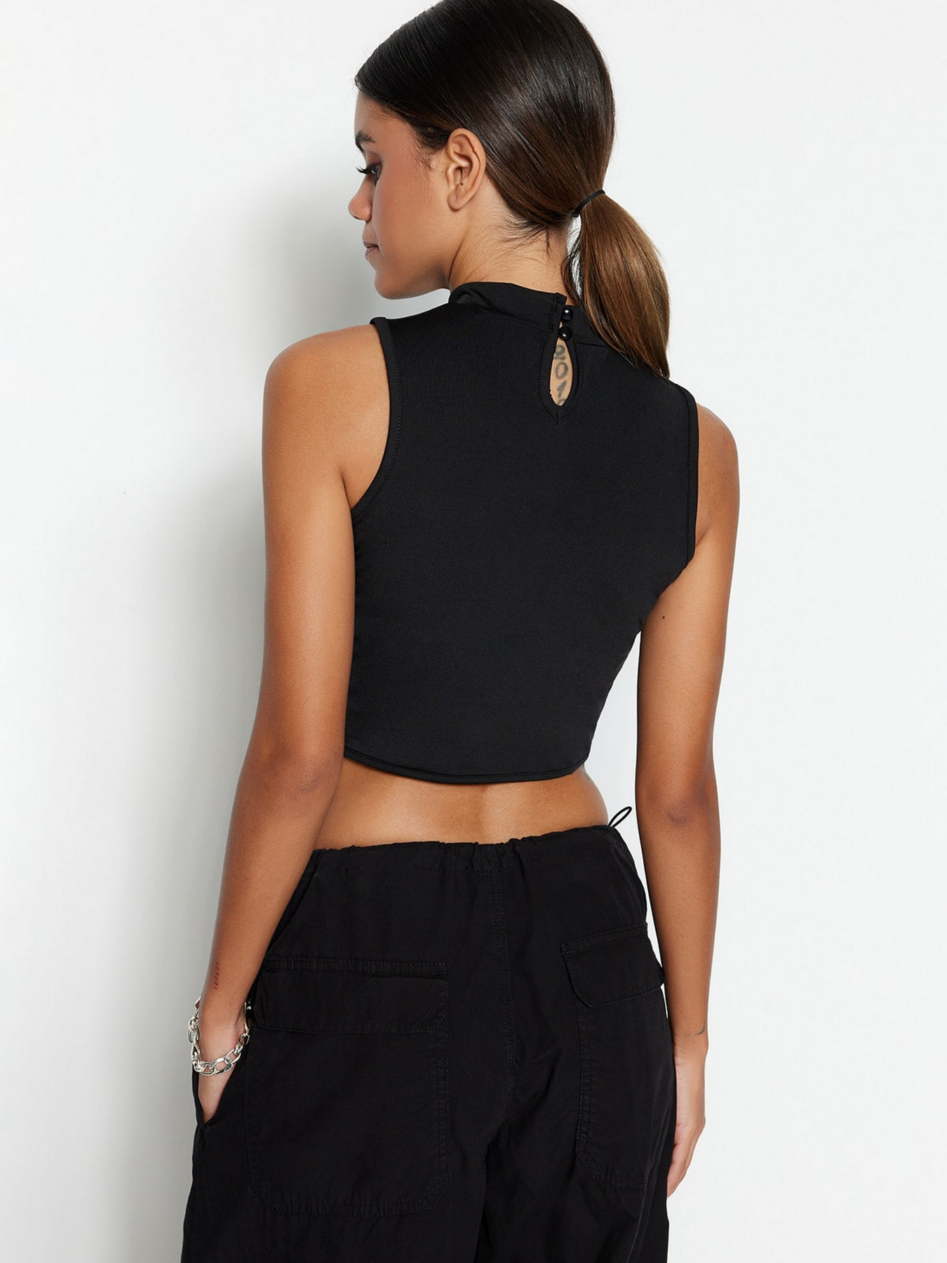 Топ Trendyol модель TWOSS23BZ00205/Siyah Фото