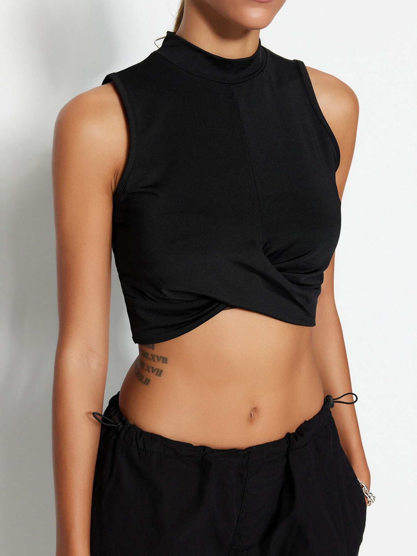 Топ Trendyol модель TWOSS23BZ00205/Siyah Фото