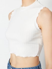 Топ Trendyol модель TWOSS23BZ00228/Ekru Топ Trendyol модель TWOSS23BZ00228/Ekru Фото