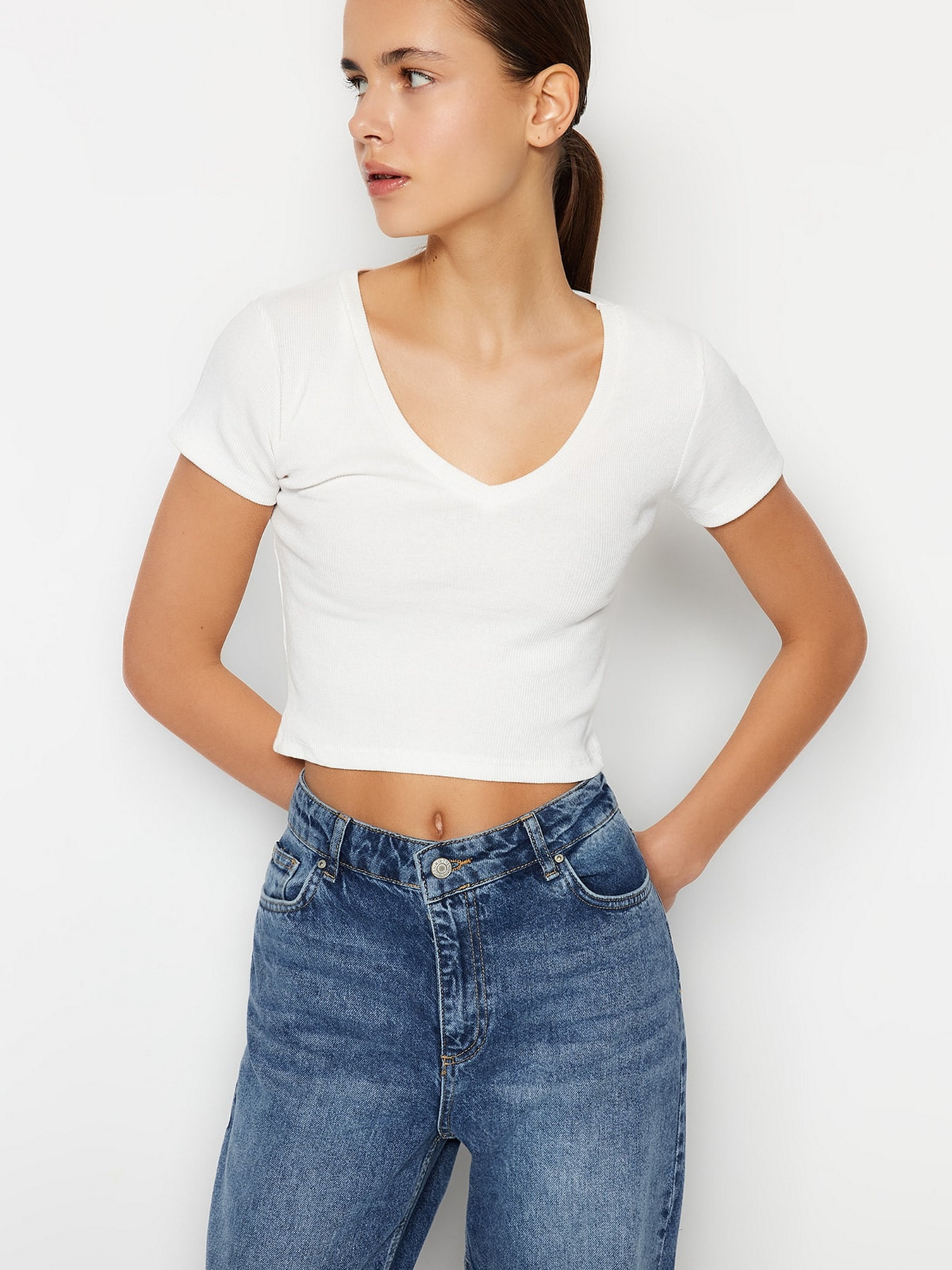 Топ Trendyol модель TWOSS23BZ00389/Beyaz-Yesil Фото