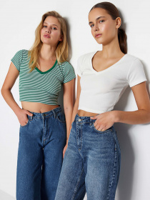 Топ Trendyol модель TWOSS23BZ00389/Beyaz-Yesil Фото