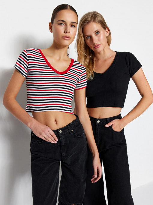 Топ Trendyol модель TWOSS23BZ00389/Siyah-Kirmizi Фото