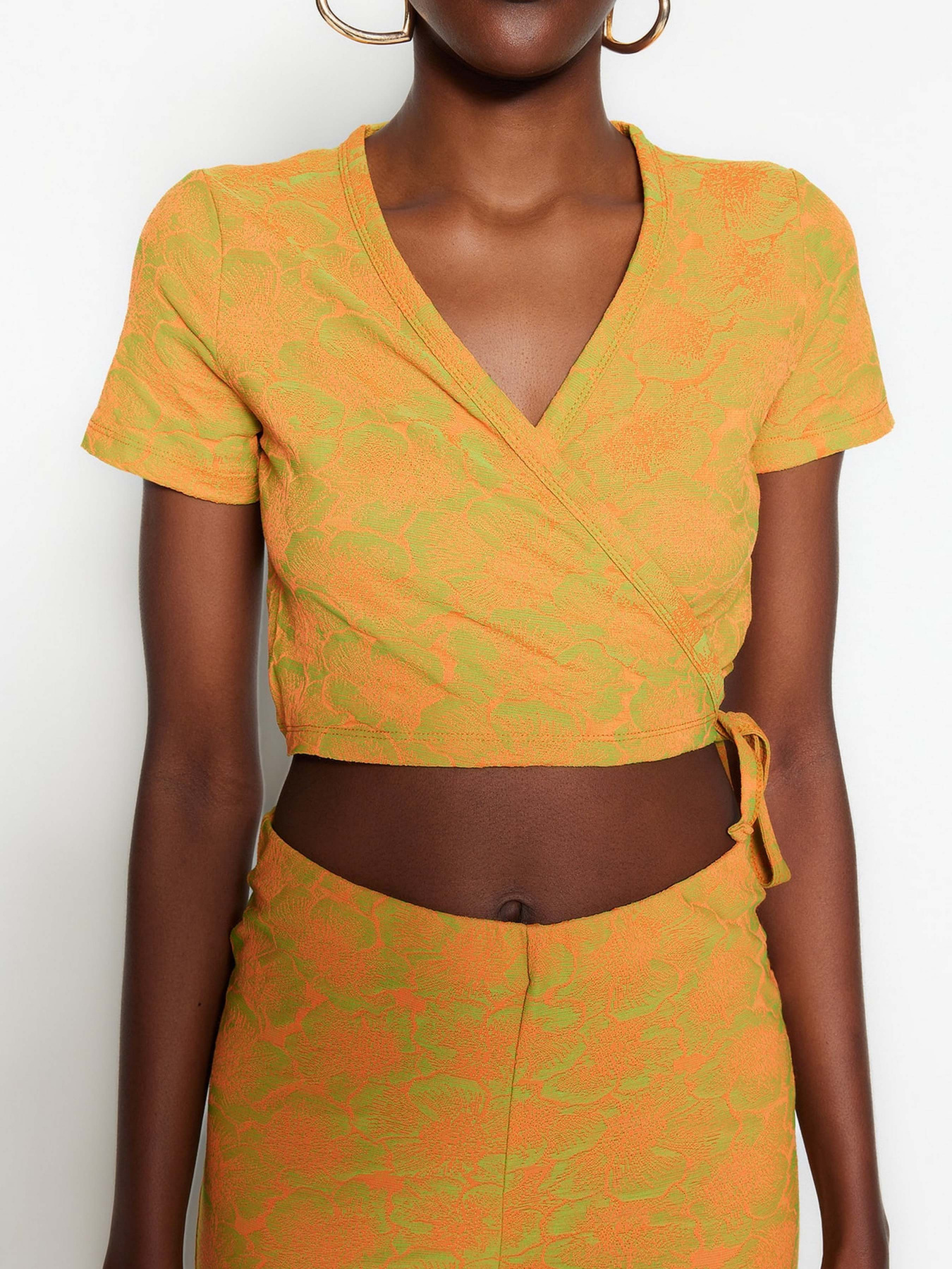 Топ Trendyol модель TWOSS23BZ00807/Turuncu Фото