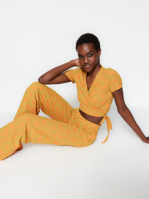 Топ Trendyol модель TWOSS23BZ00807/Turuncu Фото