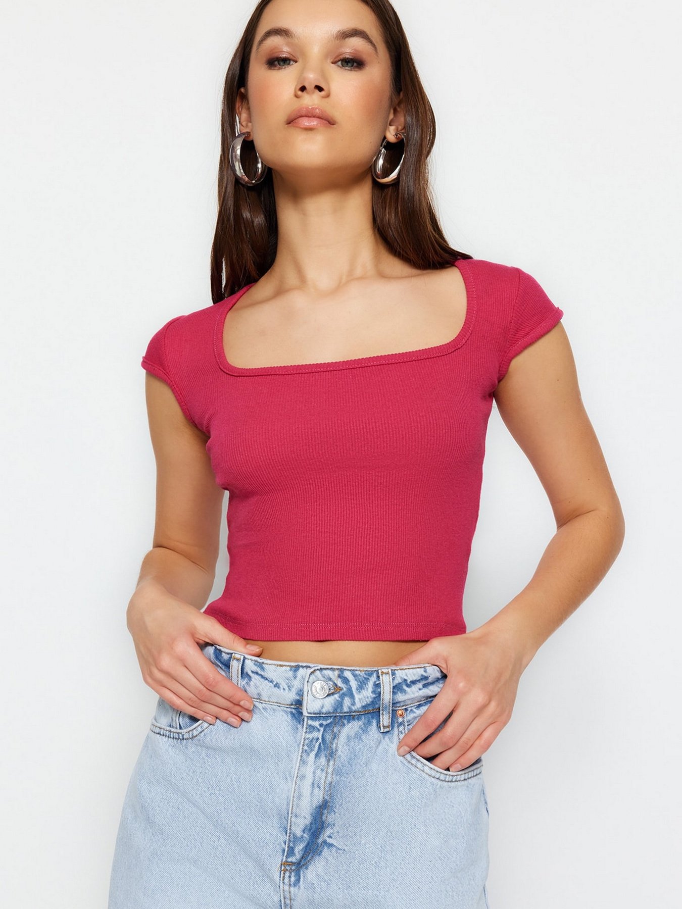 Топ Trendyol модель TWOSS23BZ00950/Fusya Фото