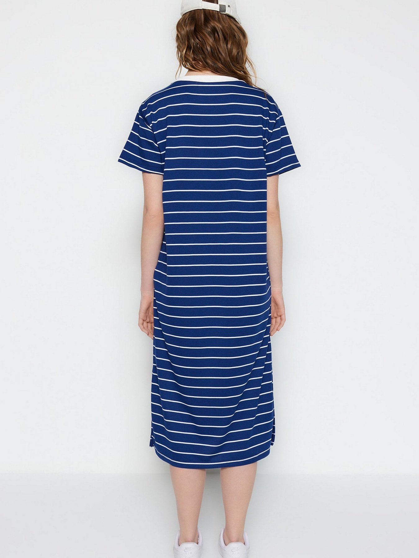 Платье миди Trendyol модель TWOSS23EL00690/Lacivert Фото