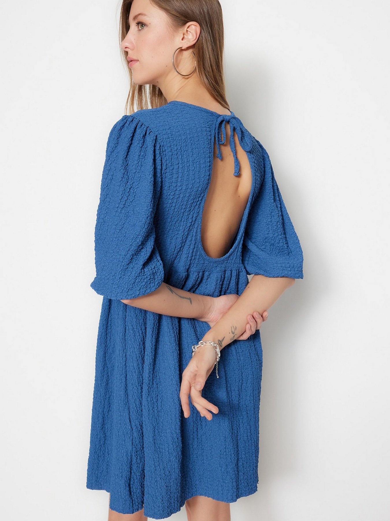 Платье мини Trendyol модель TWOSS23EL00710/Indigo Фото