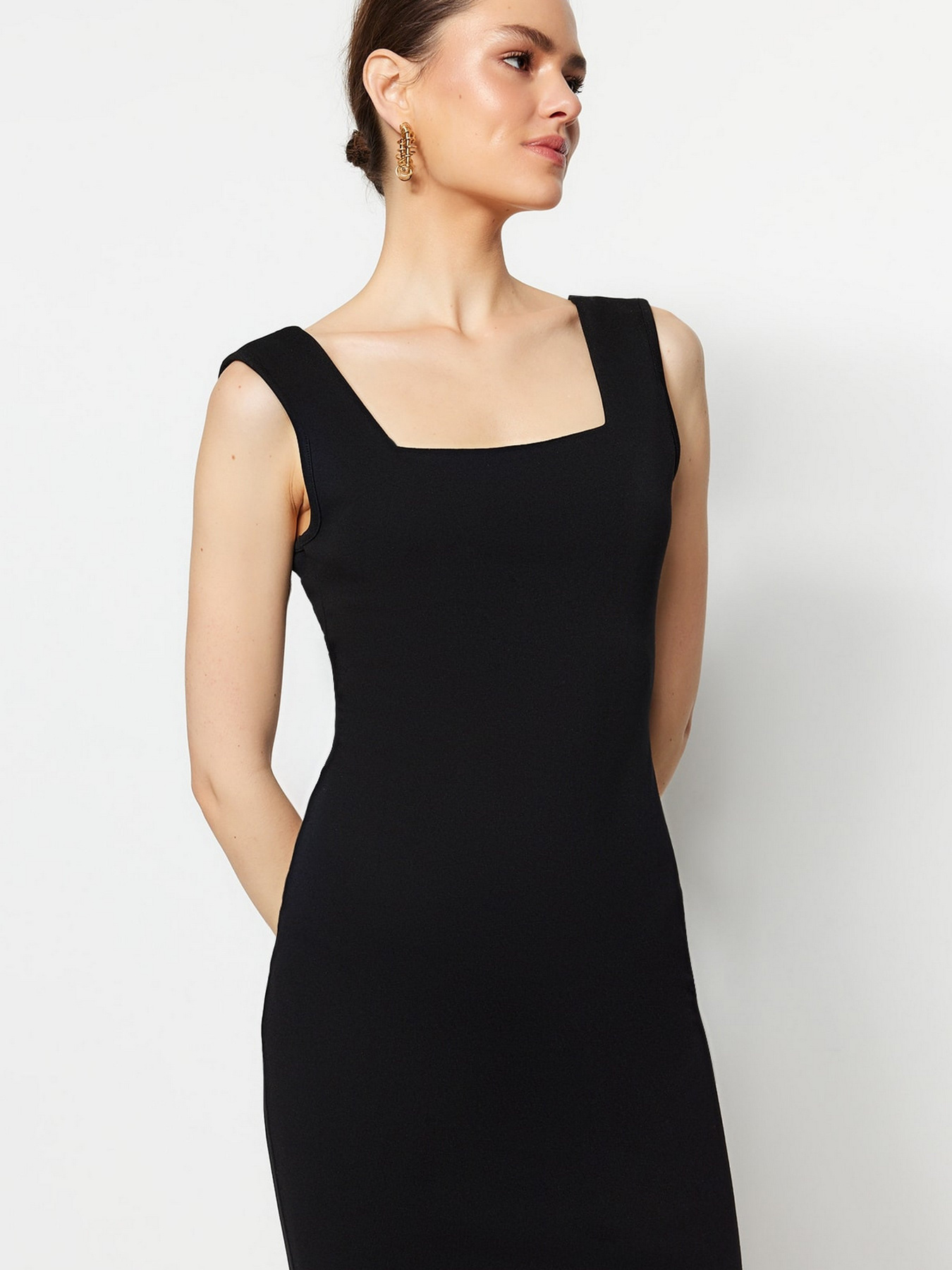 Сукня міні Trendyol модель TWOSS23EL00798/Siyah Фото