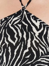 Сукня міді Trendyol модель TWOSS23EL01813/Siyah Сукня міді Trendyol модель TWOSS23EL01813/Siyah Фото