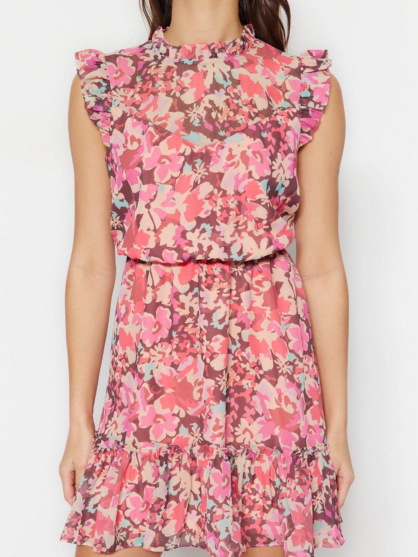 Платье мини Trendyol модель TWOSS23EL02008/Pembe Фото