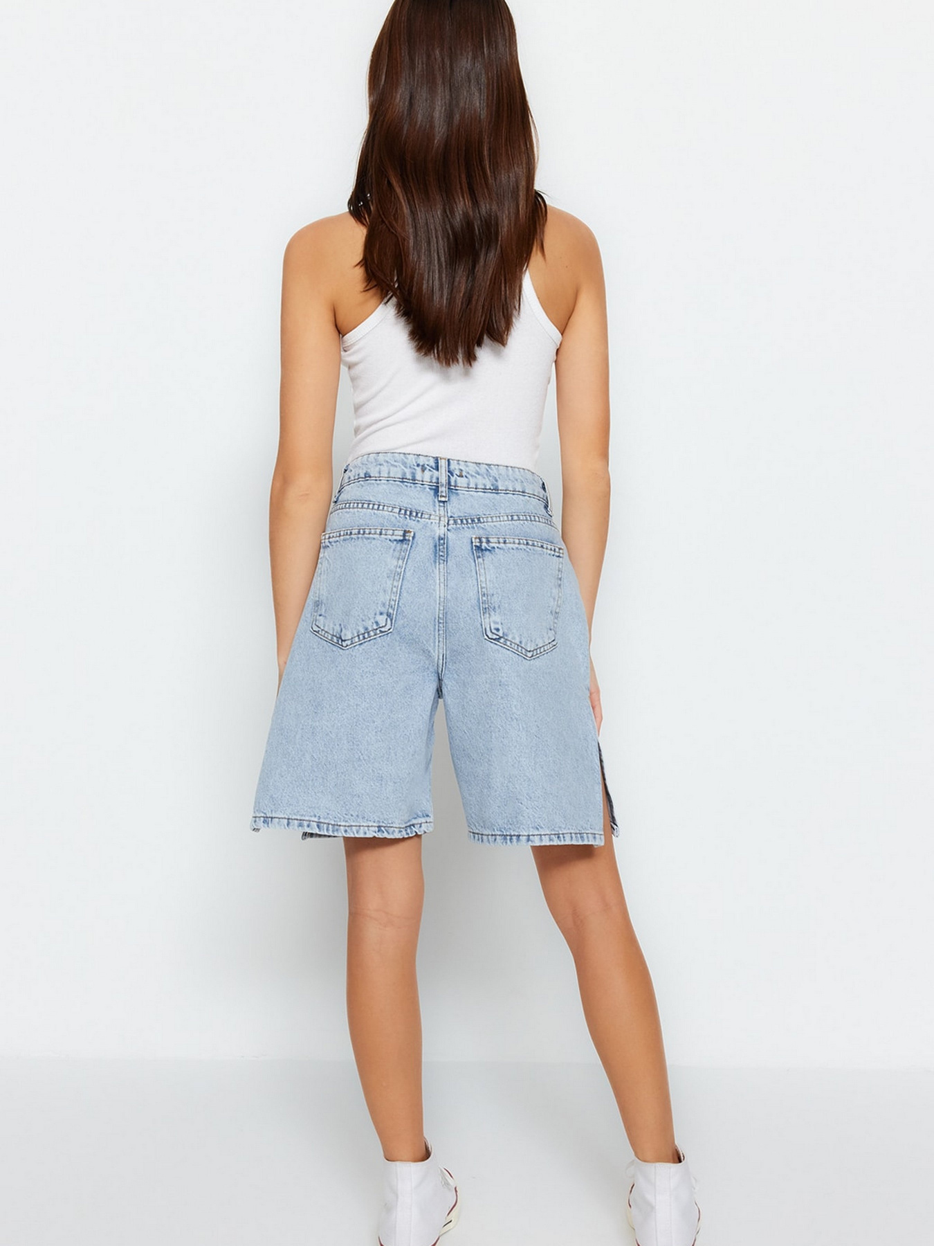 Шорты джинсовые Trendyol модель TWOSS23SR00267/Acik Mavi Фото