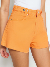 Шорти джинсові Trendyol модель TWOSS23SR00289/Turuncu Фото