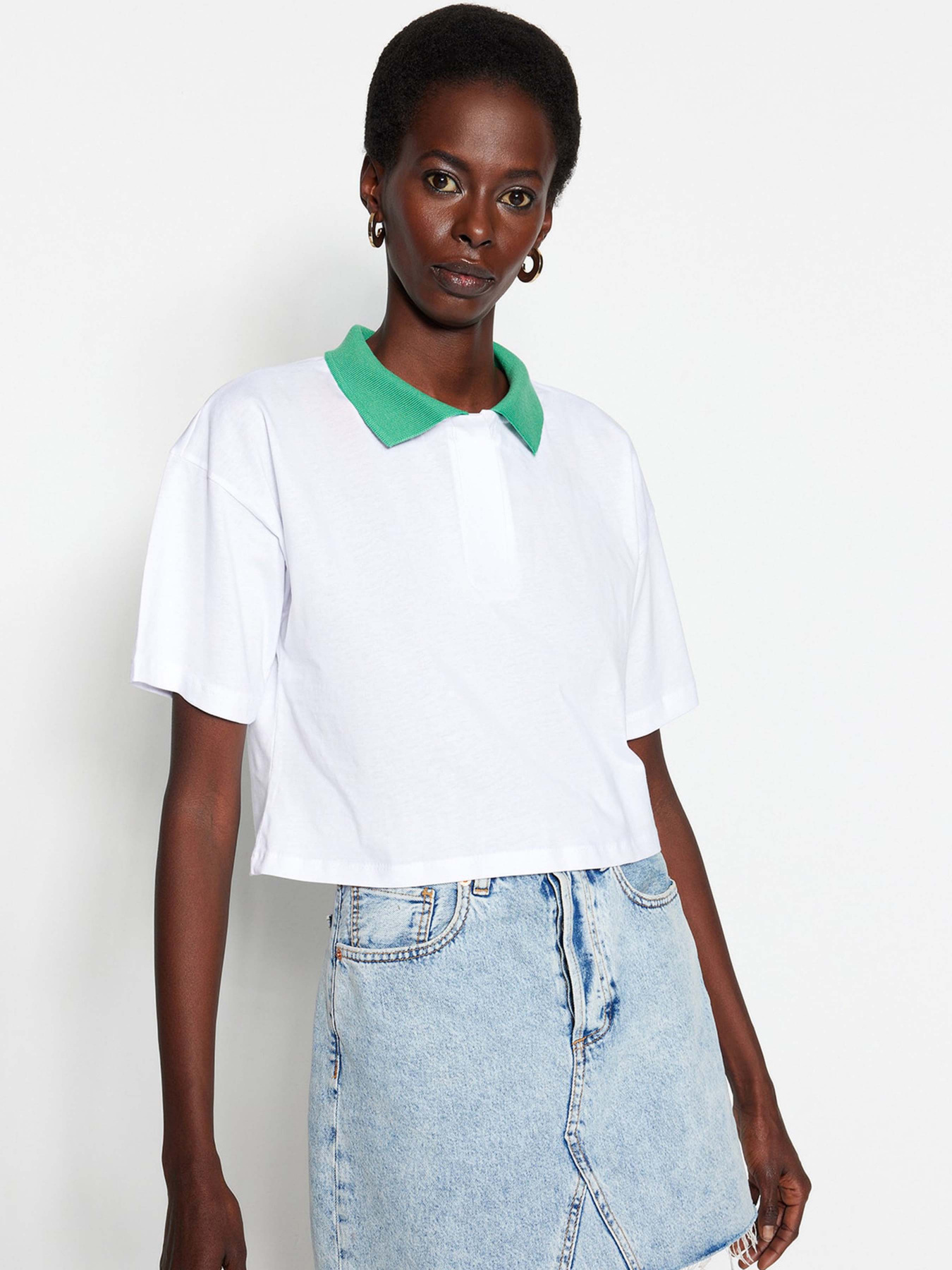 Футболка Trendyol модель TWOSS23TS00024/Beyaz Фото