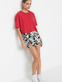 Футболка Trendyol модель TWOSS23TS00118/Kirmizi Фото